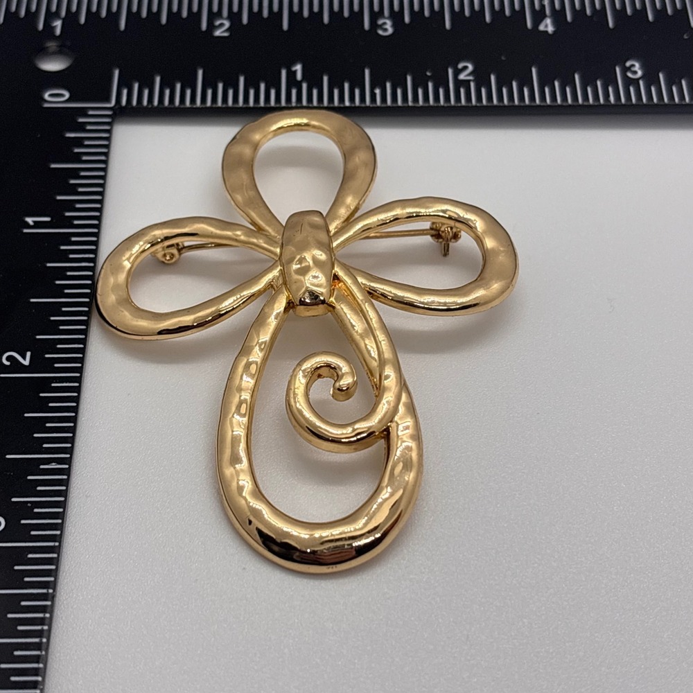 Vintage Gold Tone Cross Brooch Large Sculptural Ribbon Designer Pin - Picture 3 of 9